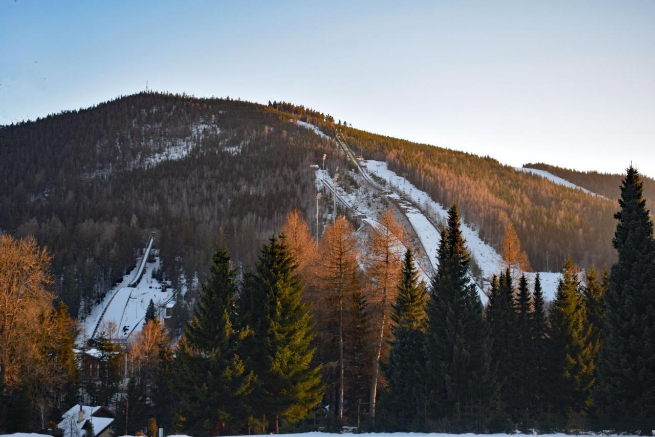 Grand Harrachov Pension V Centru Exterior photo