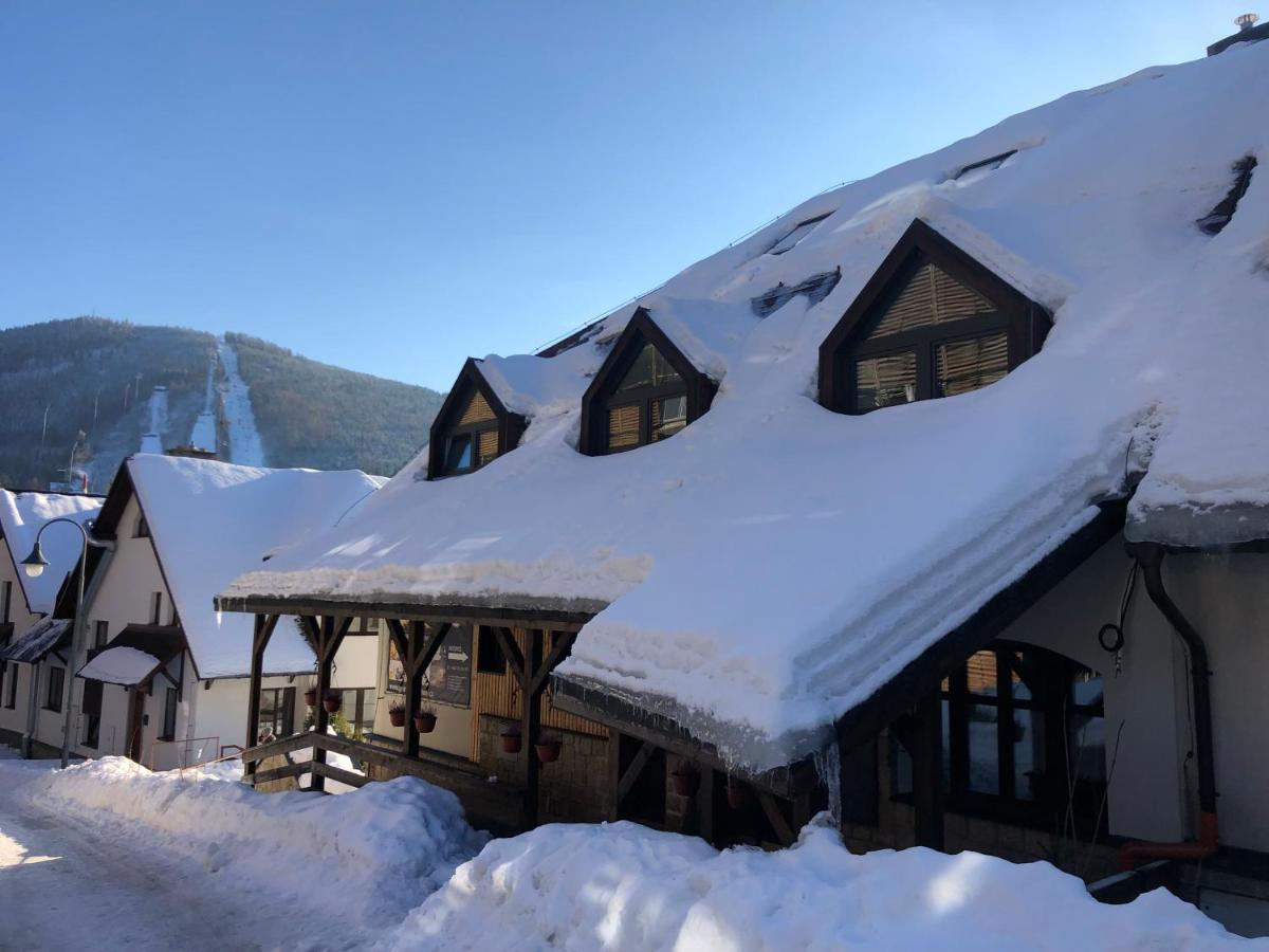 Grand Harrachov Pension V Centru Exterior photo